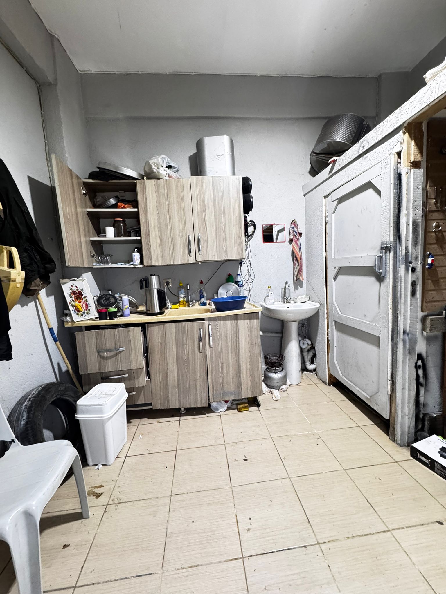 MABEL'DEN İHSANİYE MAH GAZİ ORTAOKULU KARŞISI FIRSAT DÜKKAN